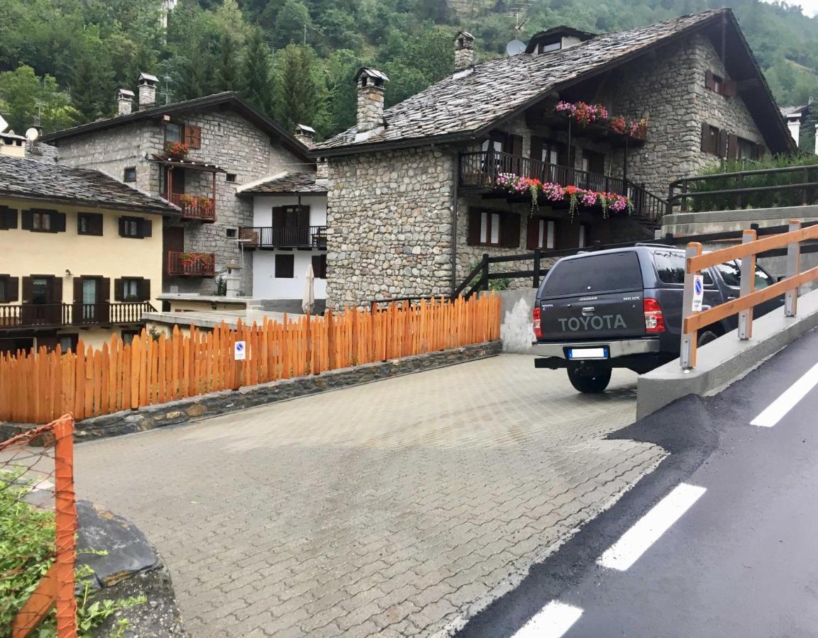 Ferienwohnung Casa Ornella Courmayeur Exterior foto