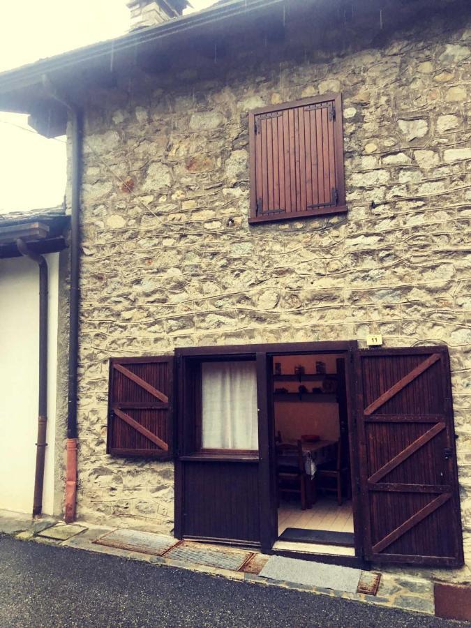 Ferienwohnung Casa Ornella Courmayeur Exterior foto